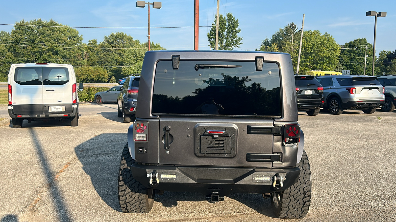 2018 Jeep Wrangler JK Unlimited Sahara 12