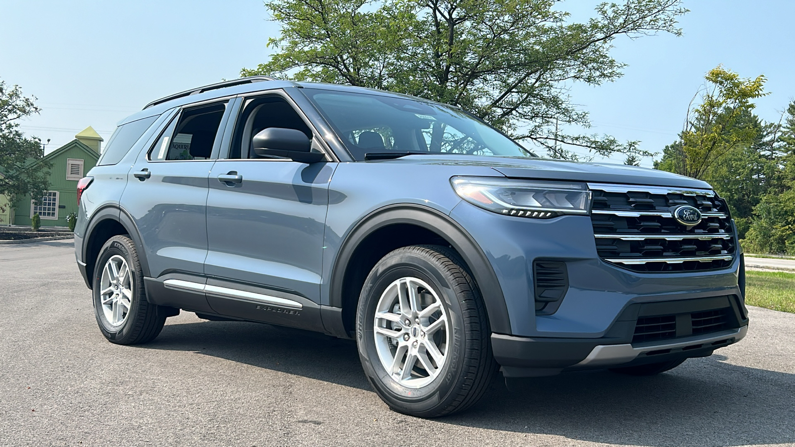 2025 Ford Explorer Active 3