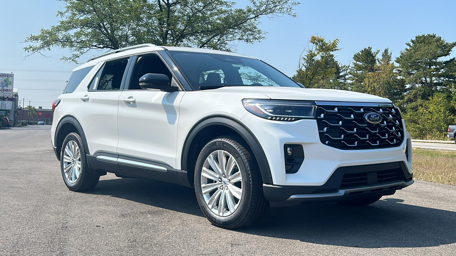 2025 Ford Explorer Platinum 2