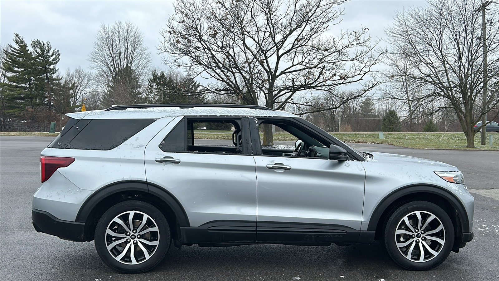 2020 Ford Explorer ST 4