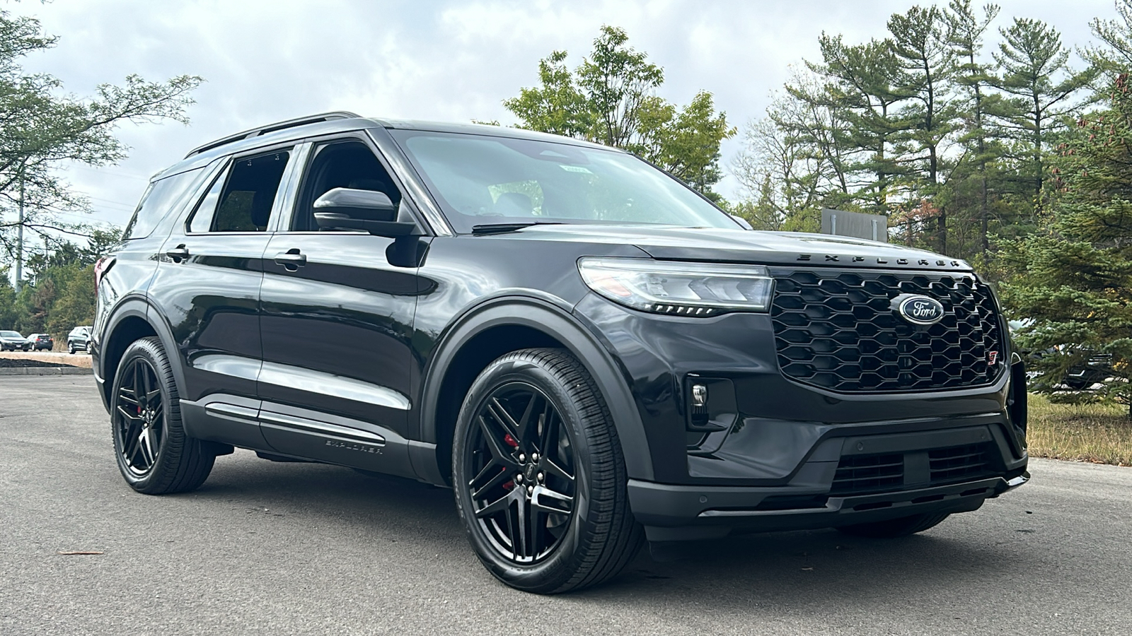 2025 Ford Explorer ST 2