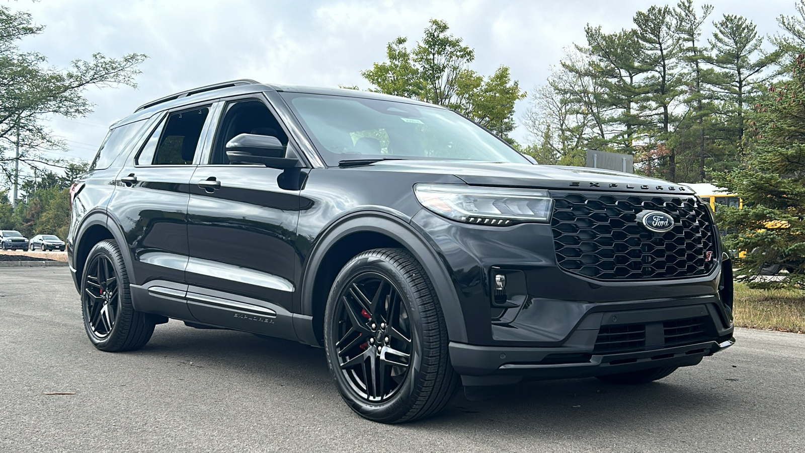 2025 Ford Explorer ST 3