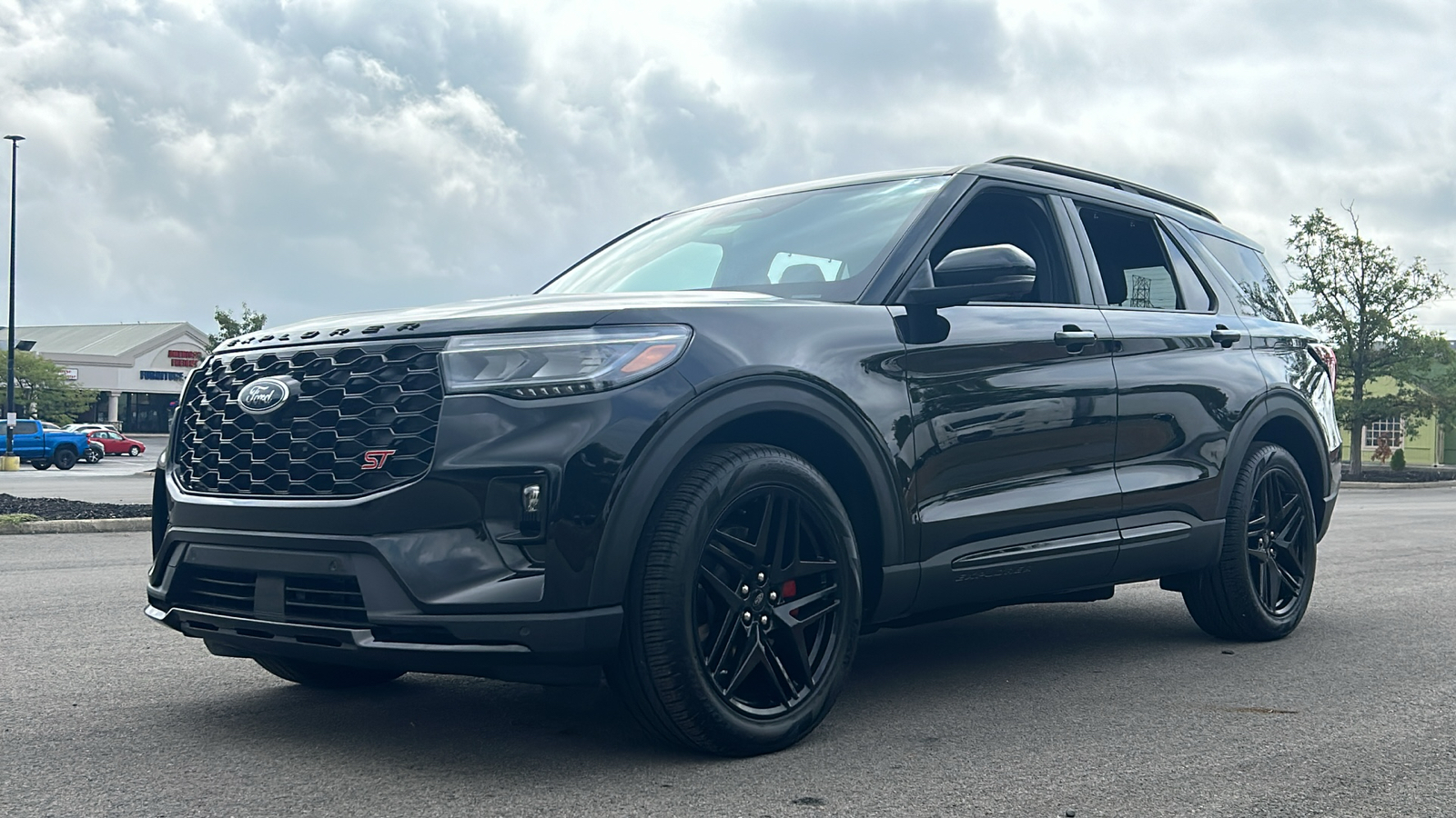 2025 Ford Explorer ST 43