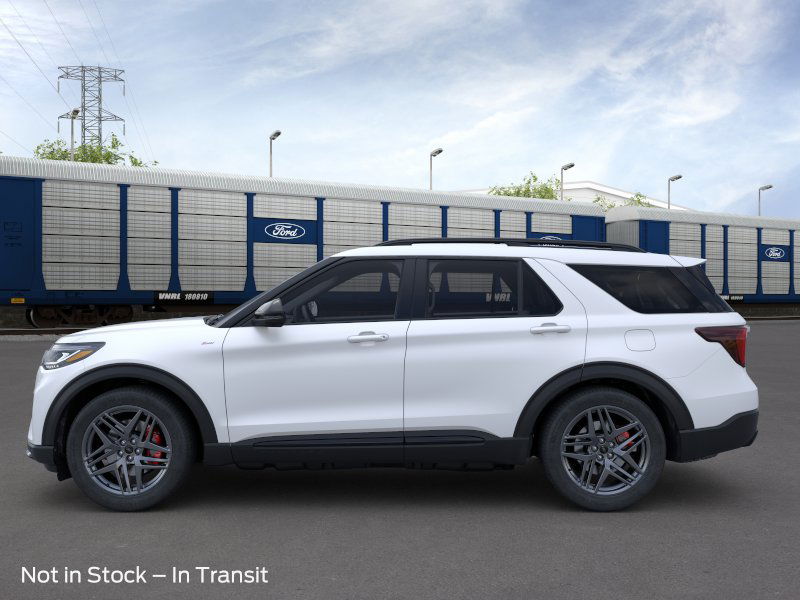 2025 Ford Explorer ST-Line 3