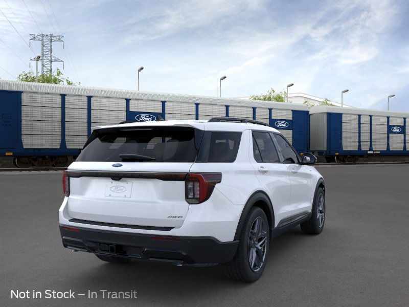 2025 Ford Explorer ST-Line 8