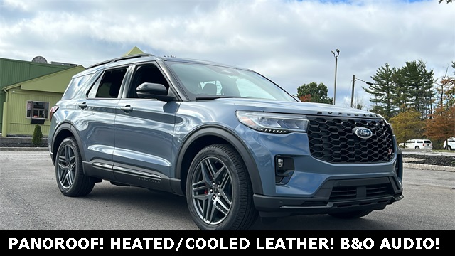 2025 Ford Explorer ST 44