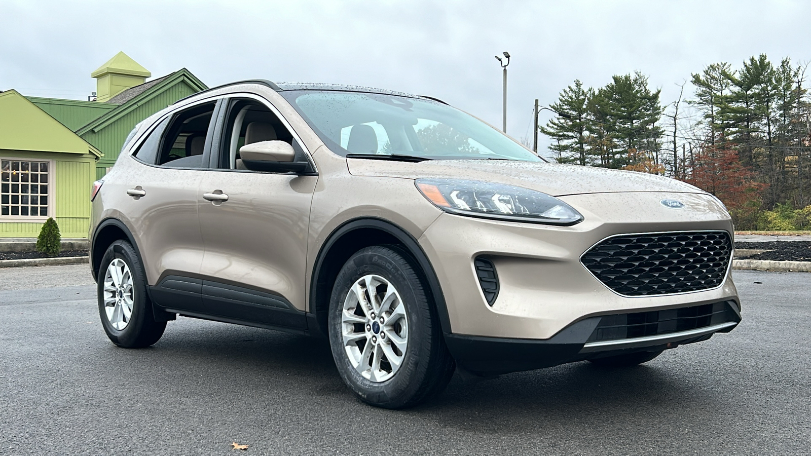 2021 Ford Escape SE 2