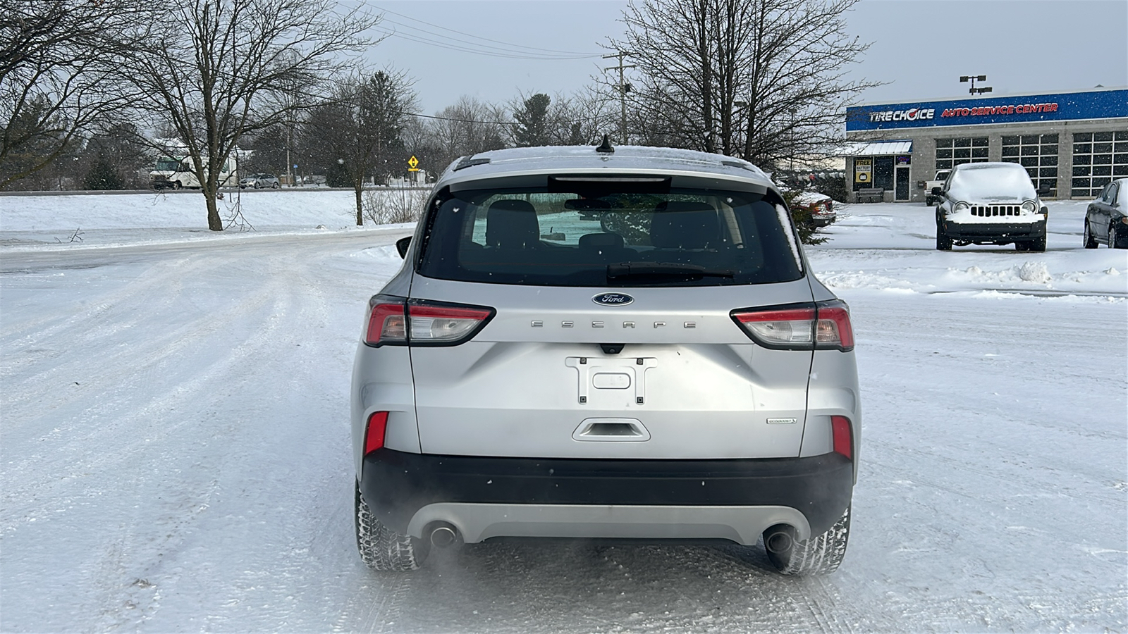 2020 Ford Escape S 12