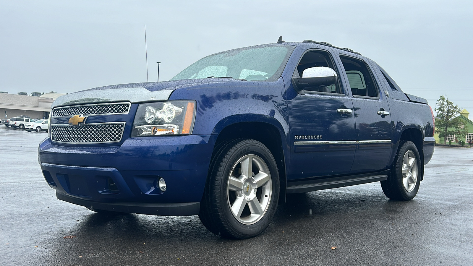 2013 Chevrolet Avalanche 1500 LTZ 38