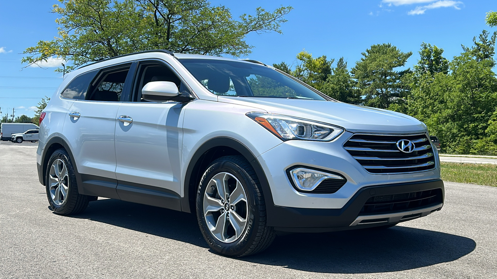 2016 Hyundai Santa Fe SE 2