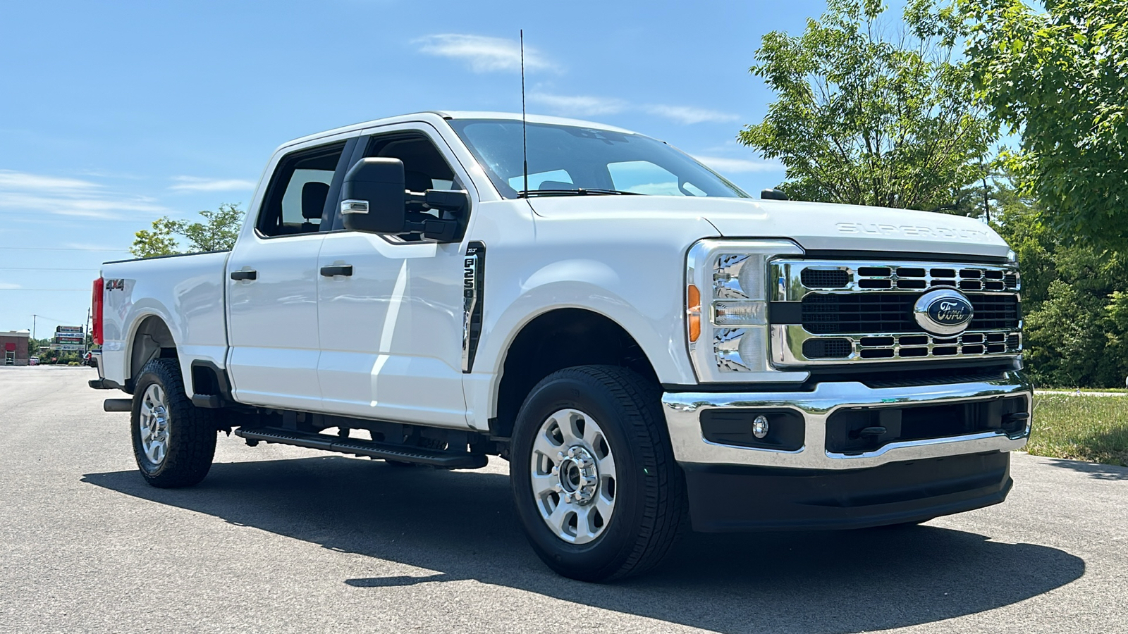 2023 Ford F-250SD XLT 3