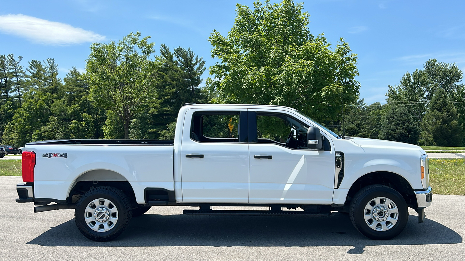 2023 Ford F-250SD XLT 4