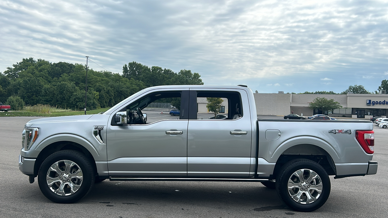 2023 Ford F-150 Platinum 17