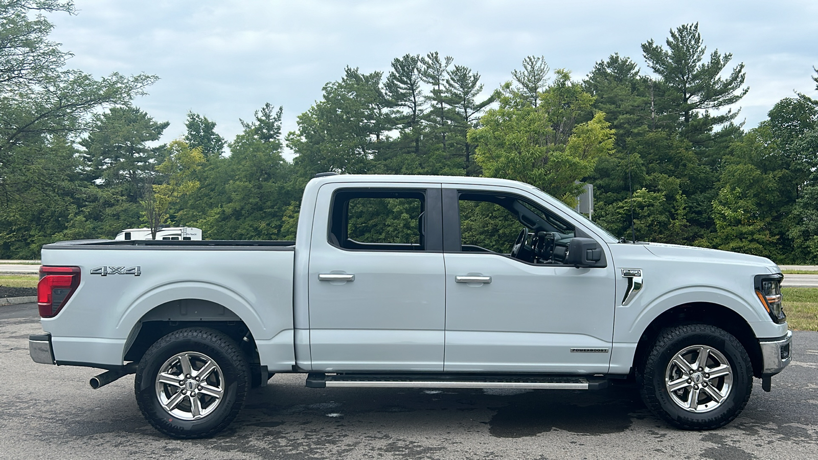 2024 Ford F-150 XLT 4