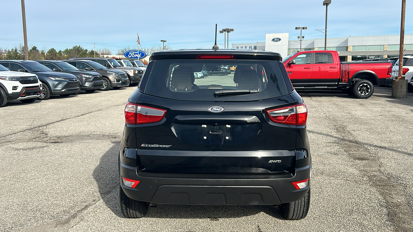 2018 Ford EcoSport S 12