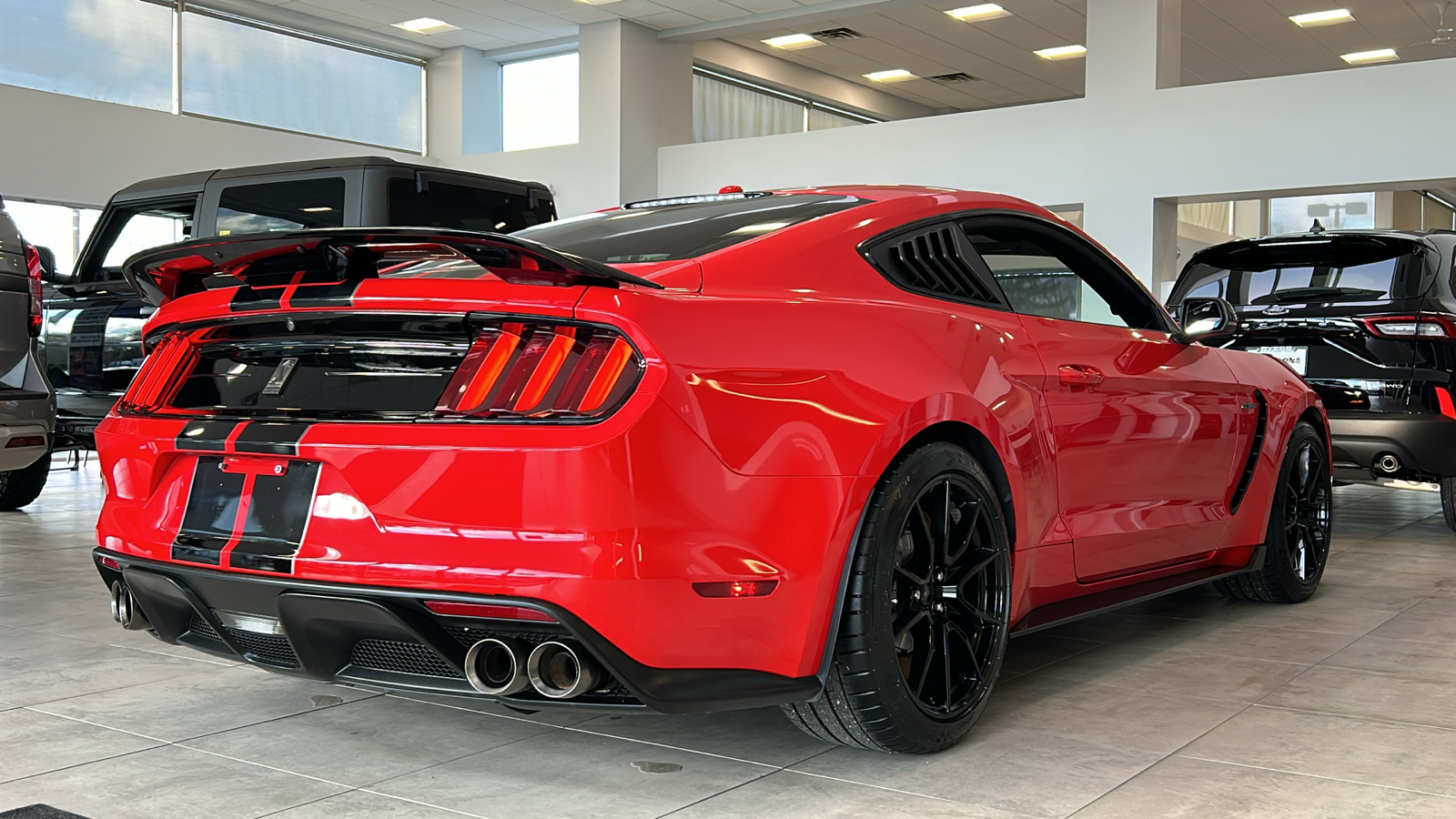 2019 Ford Mustang Shelby GT350 11