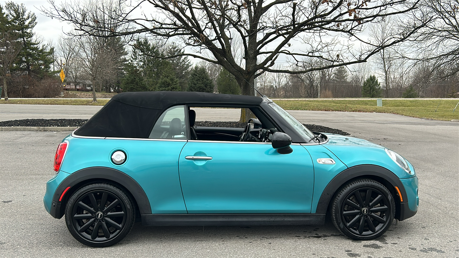 2019 MINI Cooper S  4