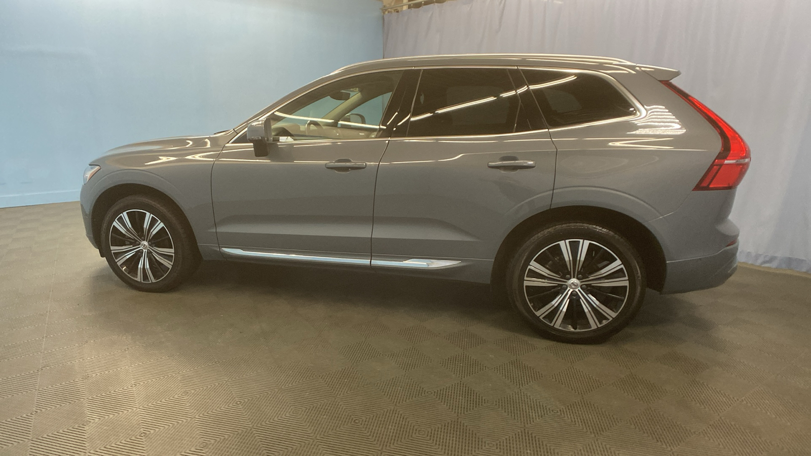 2022 Volvo XC60 Inscription 5