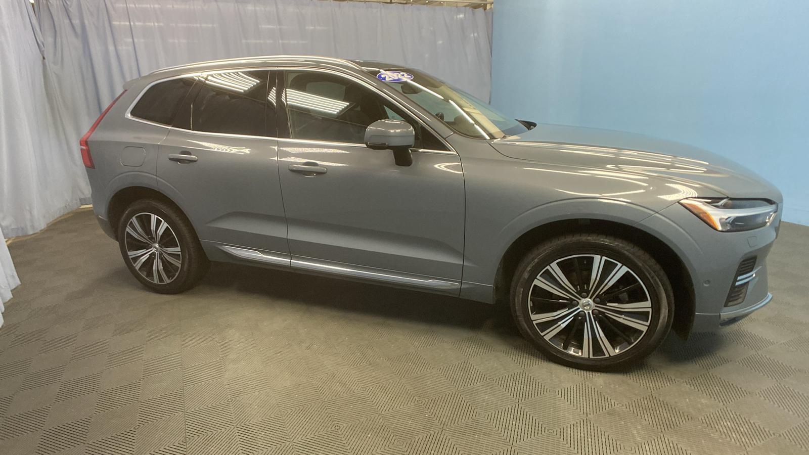 2022 Volvo XC60 Inscription 9