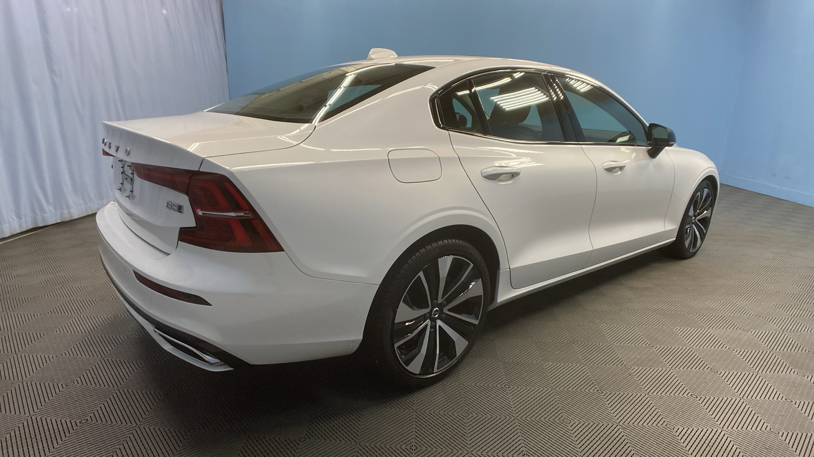 2022 Volvo S60  7