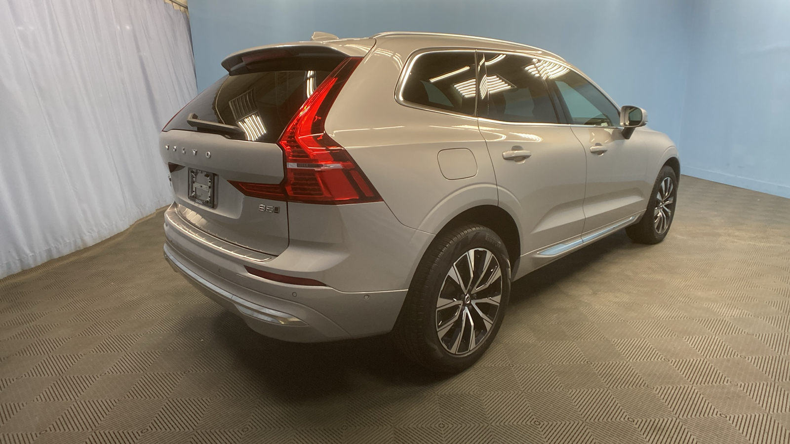 2023 Volvo XC60 Plus Bright Theme 7