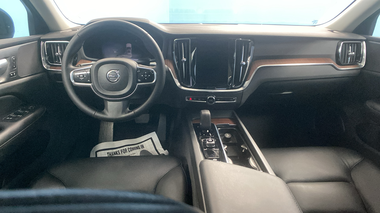 2024 Volvo S60 Plus Dark Theme 29