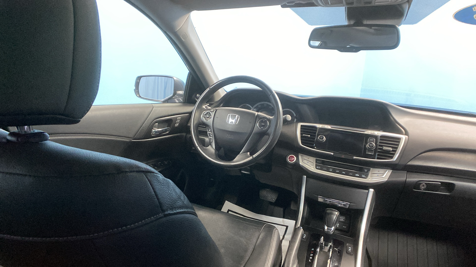 2015 Honda Accord Sedan EX-L 40