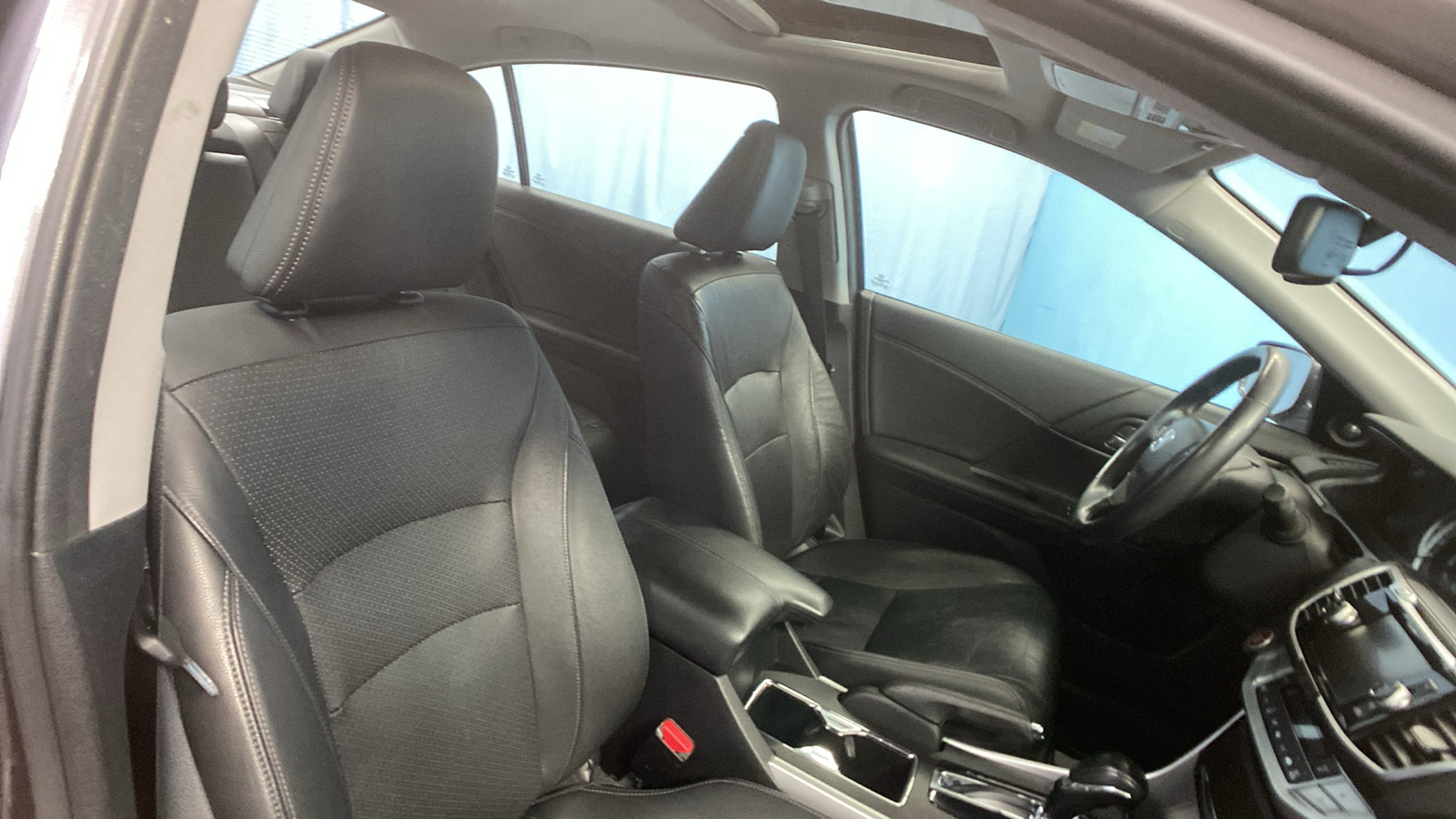 2015 Honda Accord Sedan EX-L 43