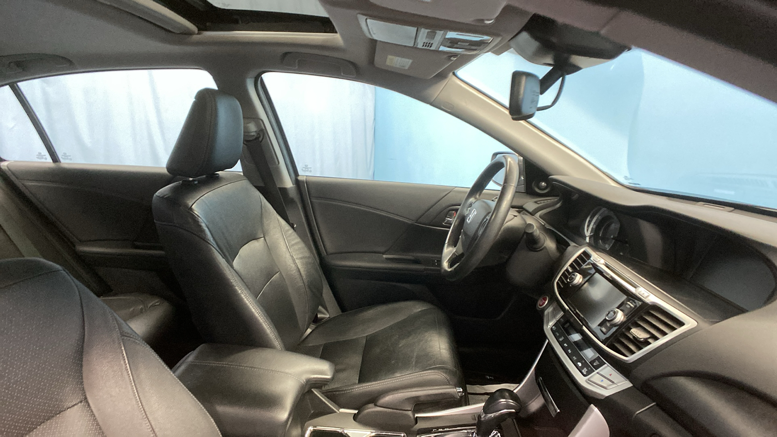 2015 Honda Accord Sedan EX-L 44