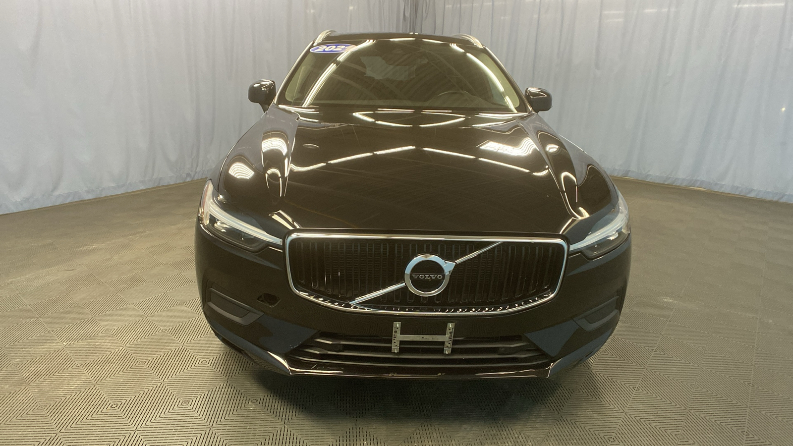 2021 Volvo XC60 Momentum 2