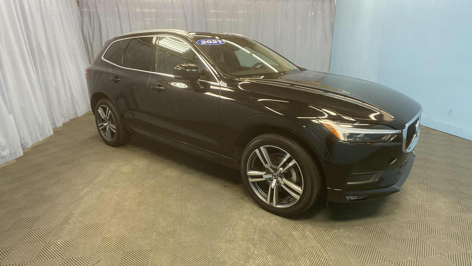 2021 Volvo XC60 Momentum 9