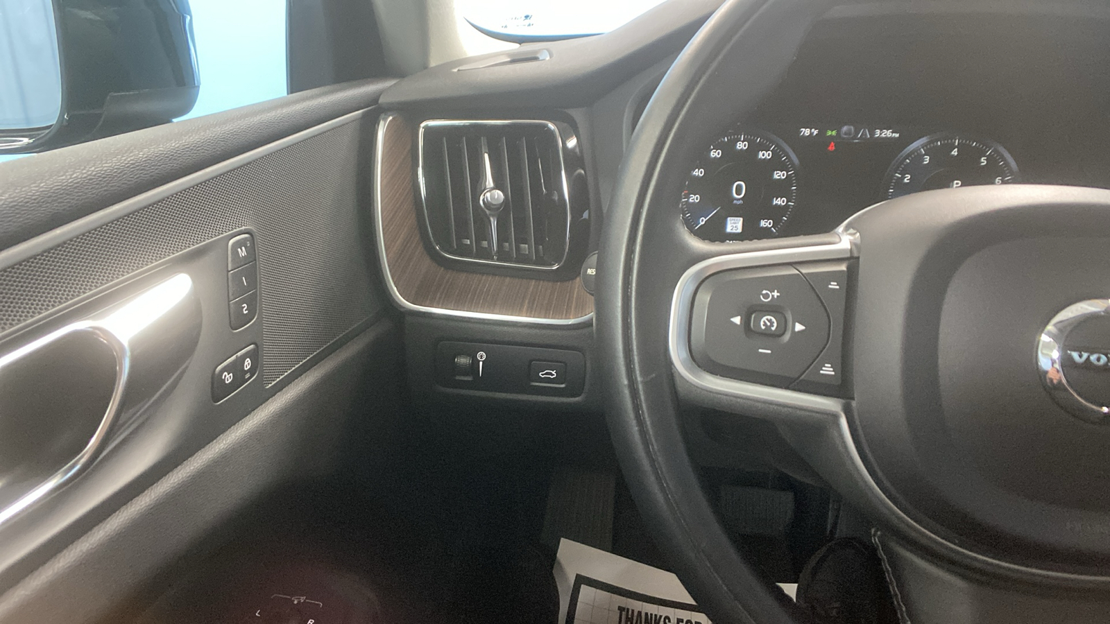 2021 Volvo XC60 Momentum 22