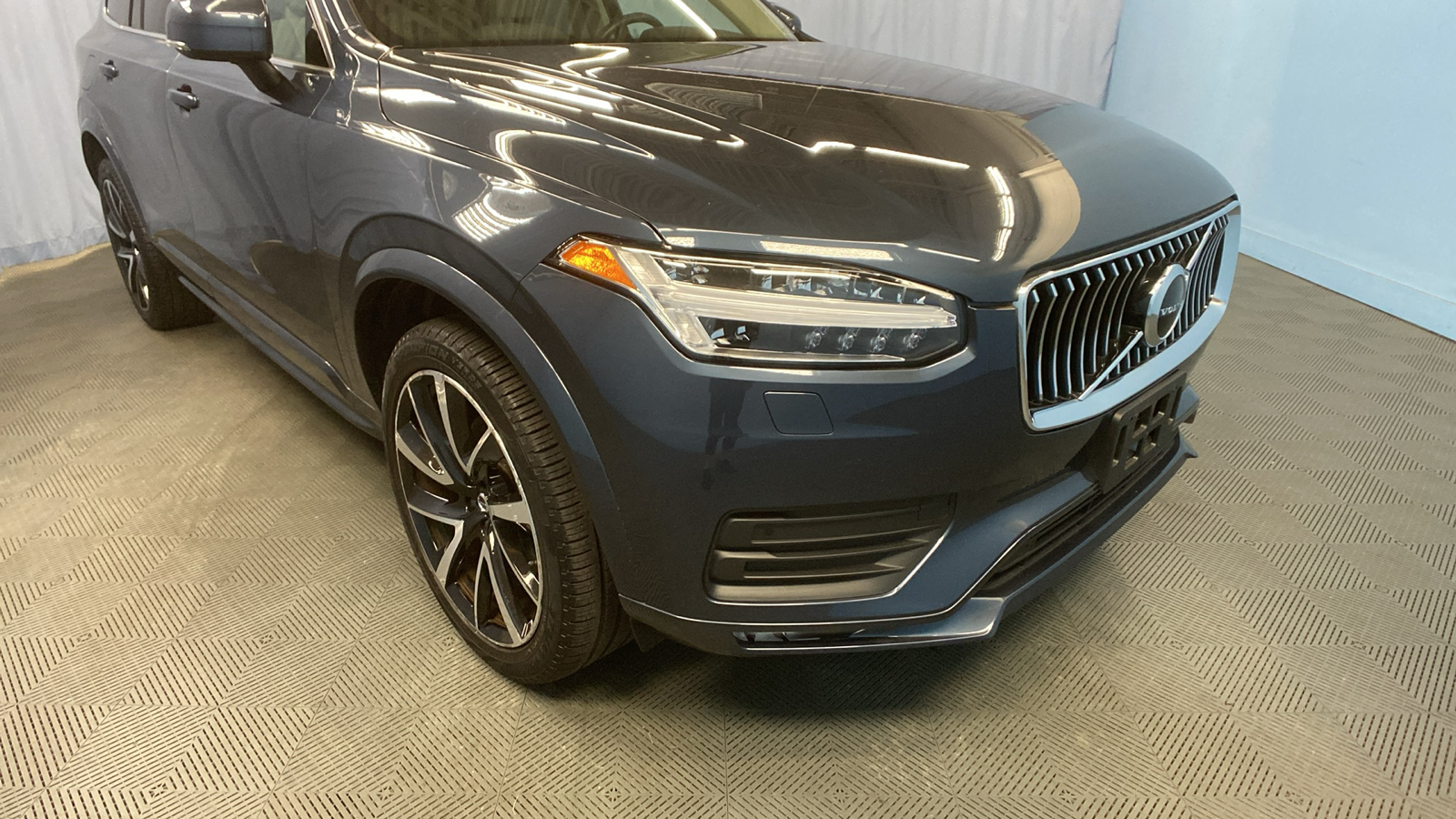 2022 Volvo XC90 Momentum 52