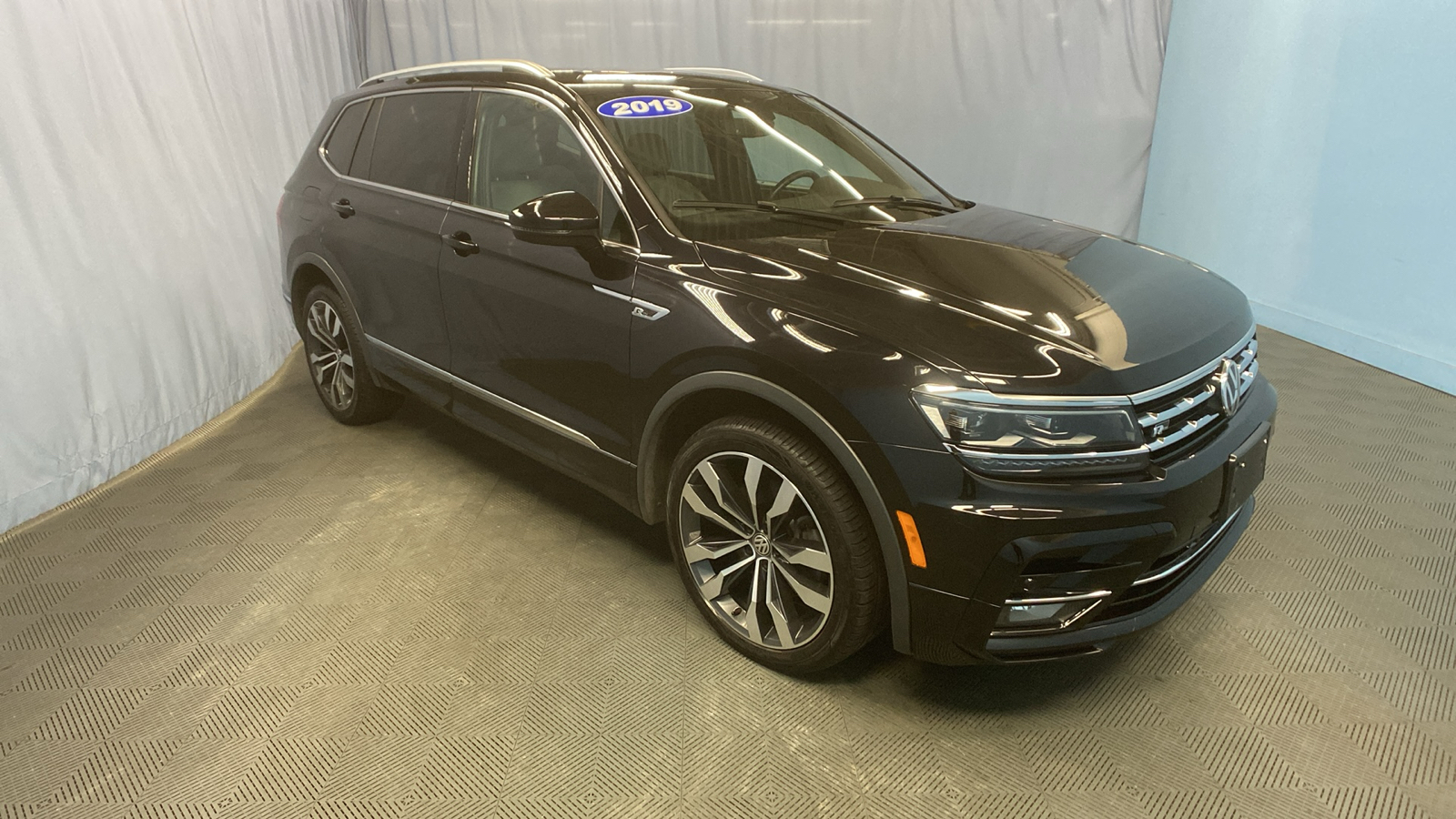 2019 Volkswagen Tiguan  1