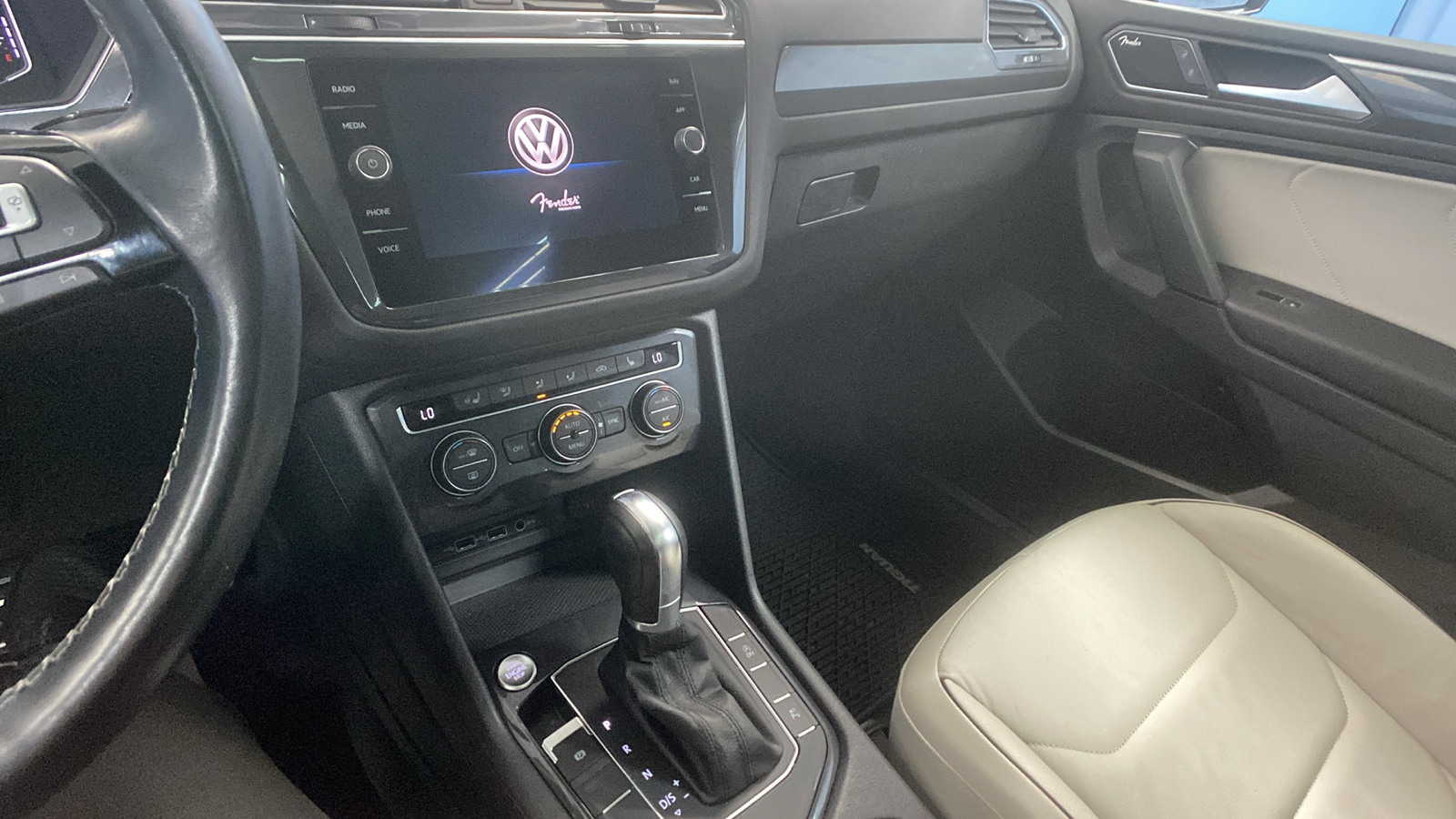 2019 Volkswagen Tiguan  17