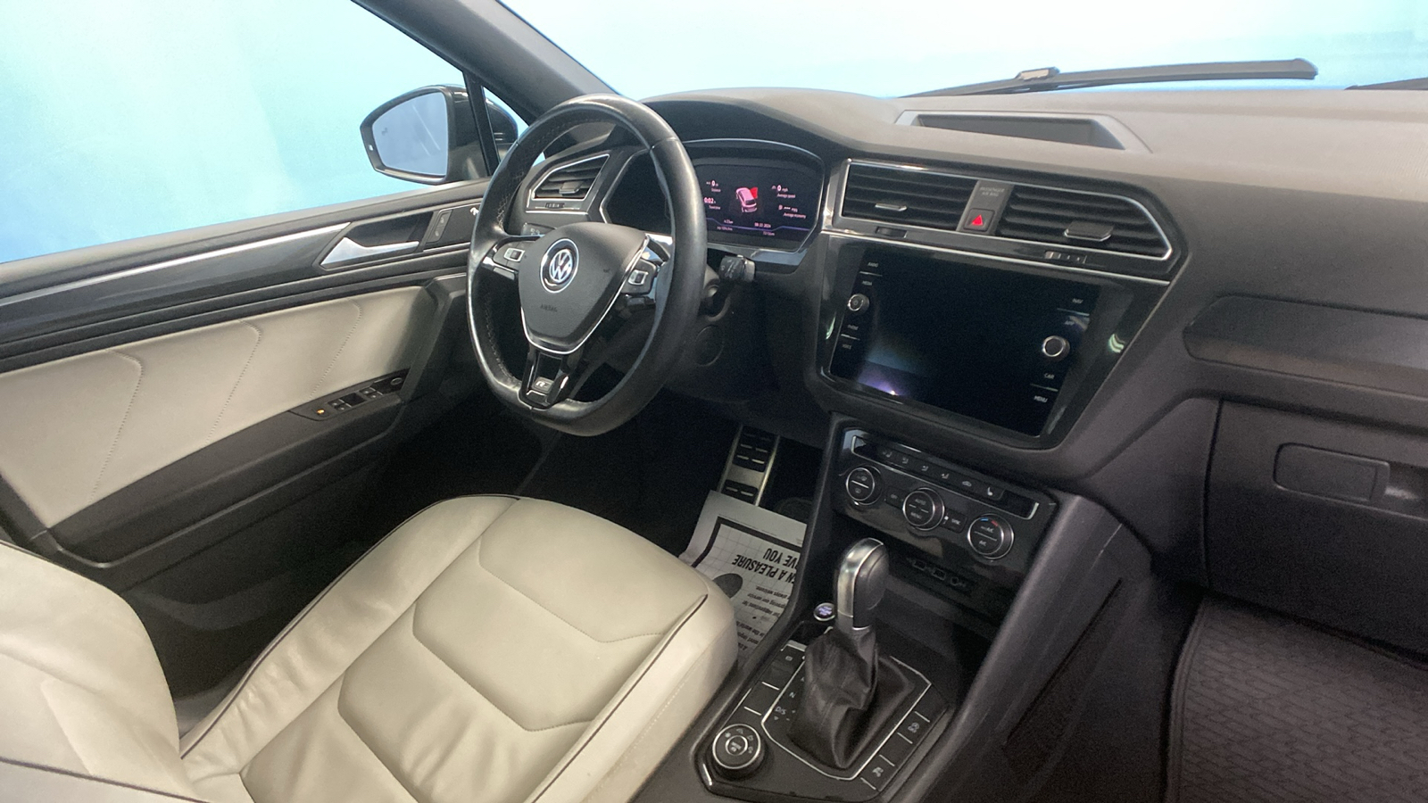 2019 Volkswagen Tiguan  48