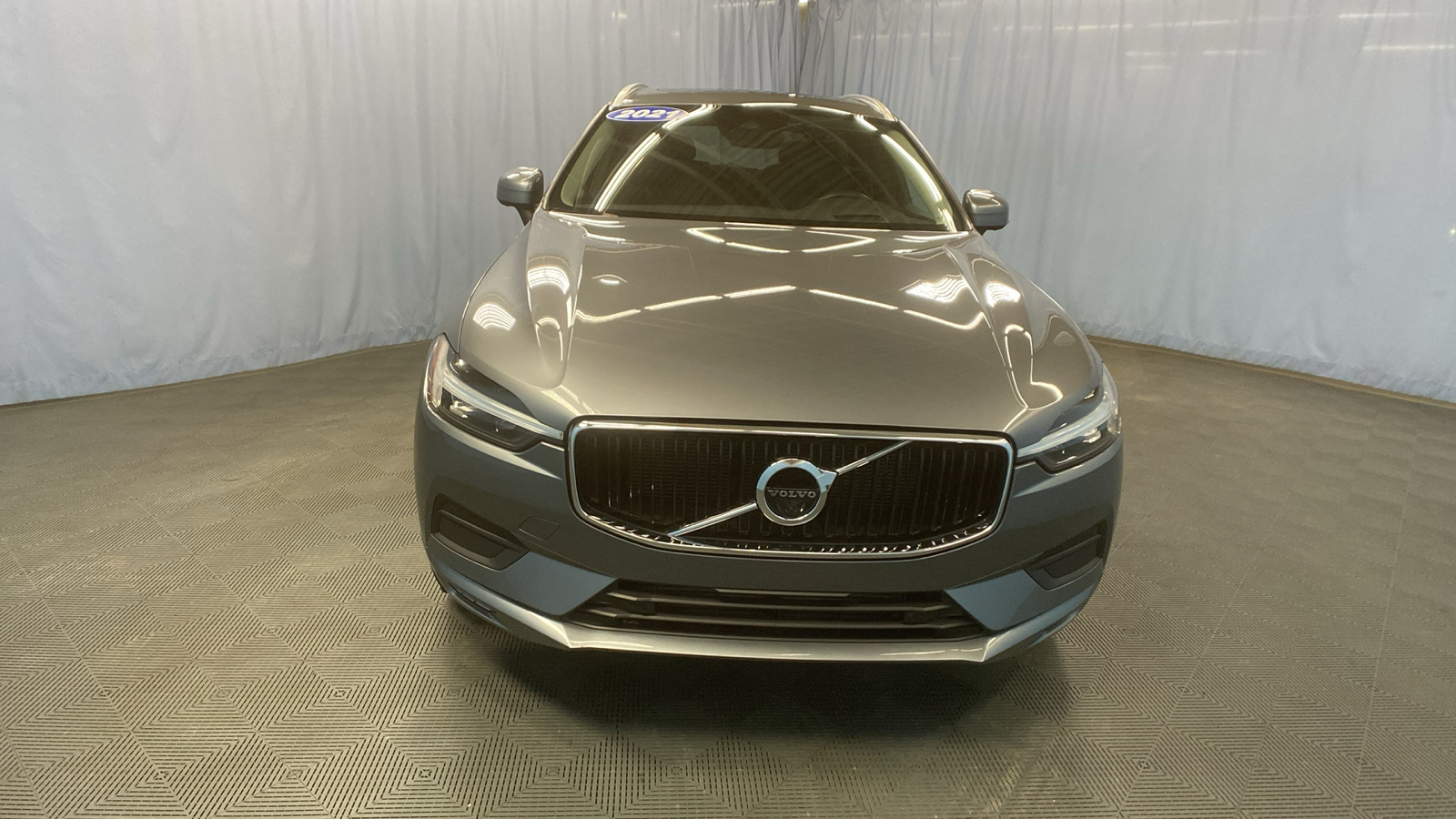 2021 Volvo XC60 Momentum 2