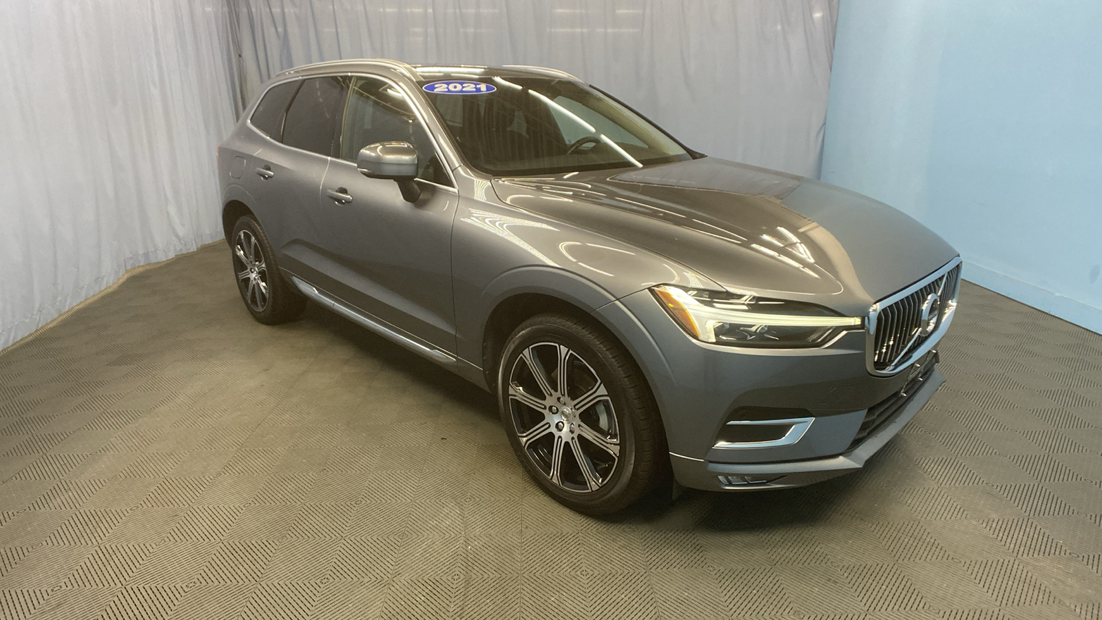 2021 Volvo XC60 Inscription 1