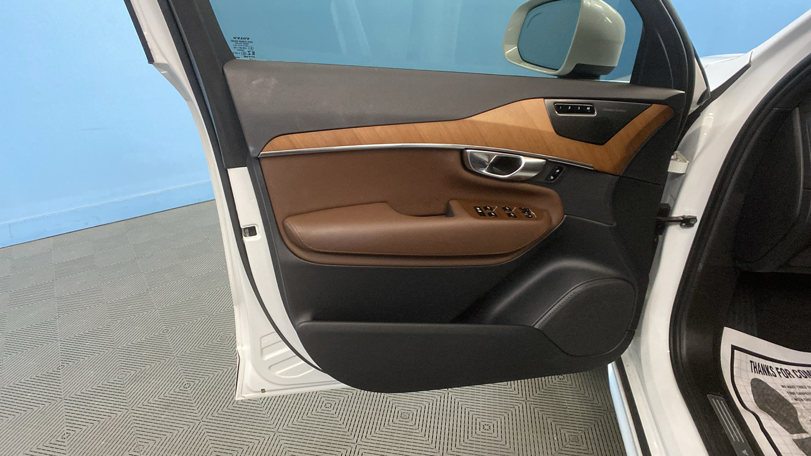 2022 Volvo XC90 Momentum 13
