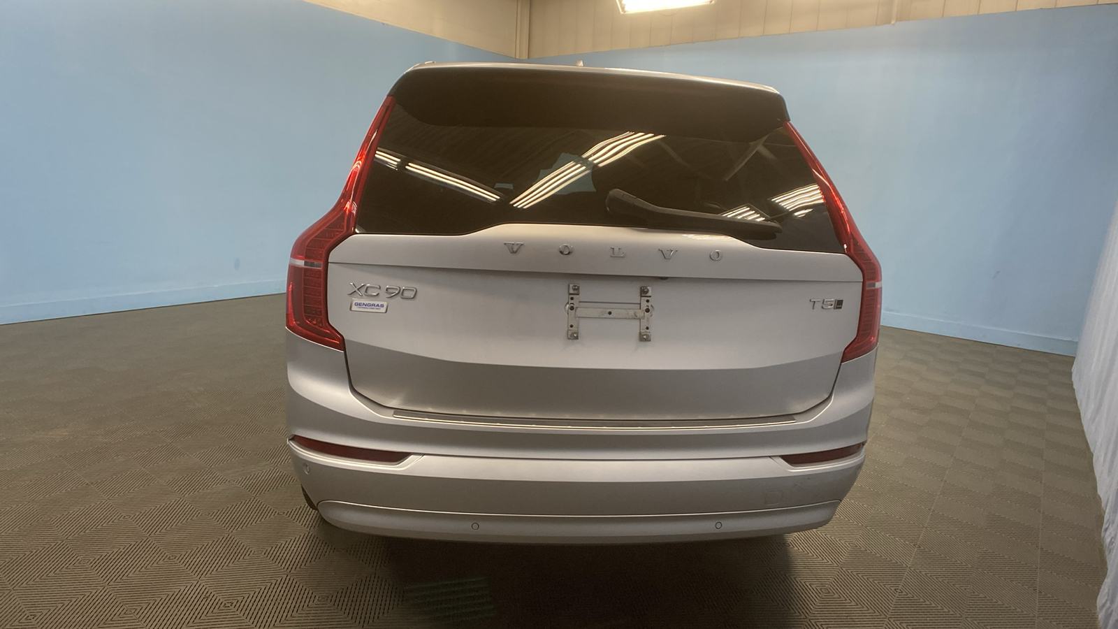 2022 Volvo XC90 Momentum 6