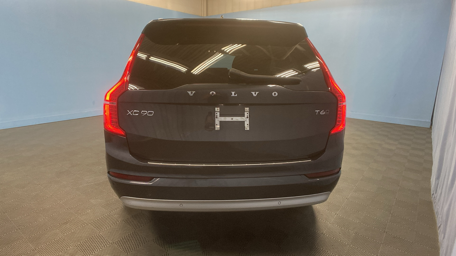 2022 Volvo XC90 Momentum 6