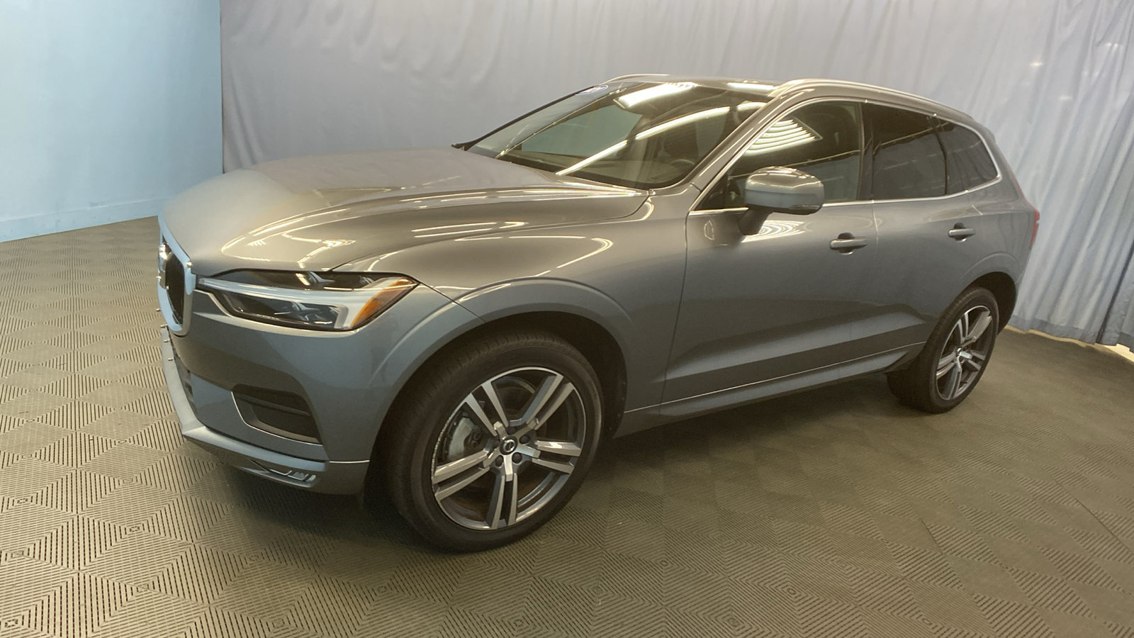 2021 Volvo XC60 Momentum 3