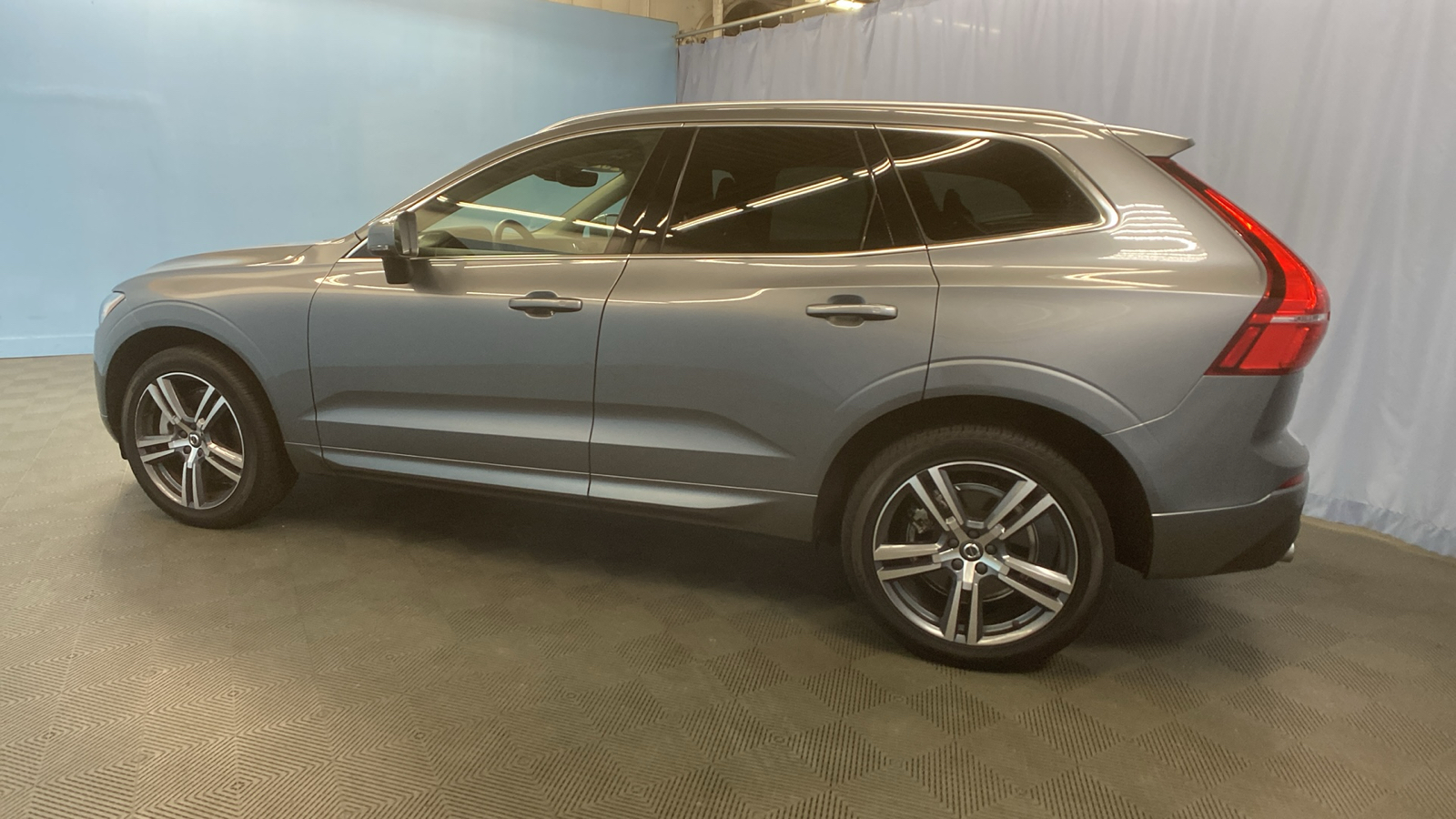 2021 Volvo XC60 Momentum 5