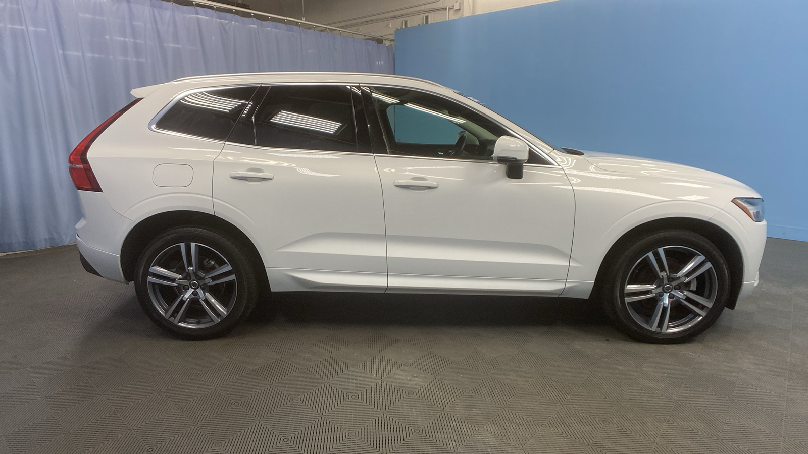 2021 Volvo XC60 Momentum 8