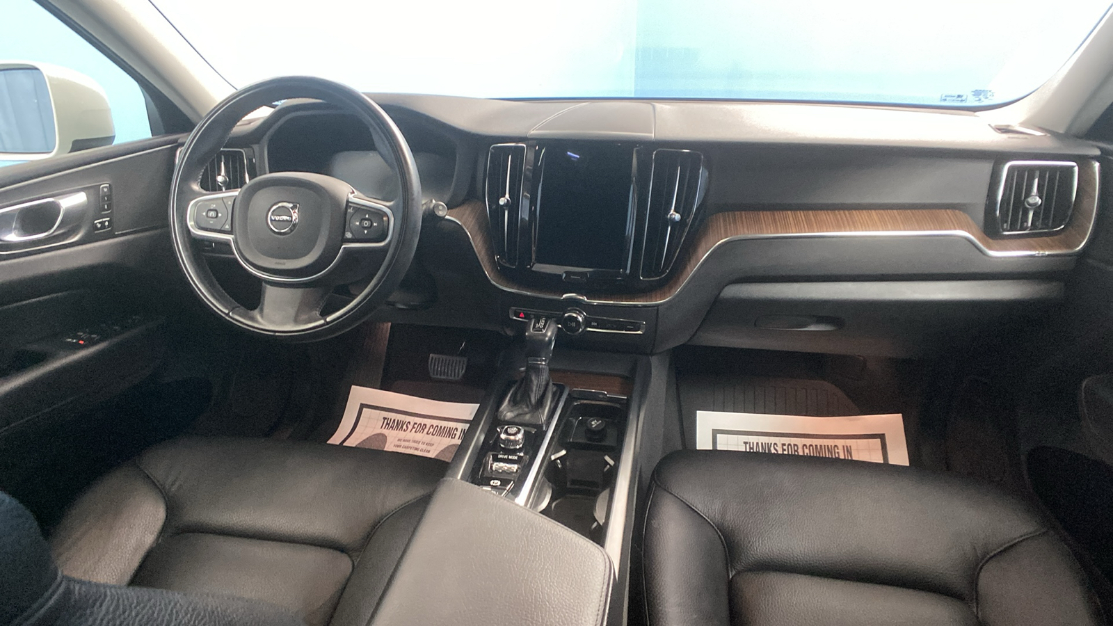 2021 Volvo XC60 Momentum 42