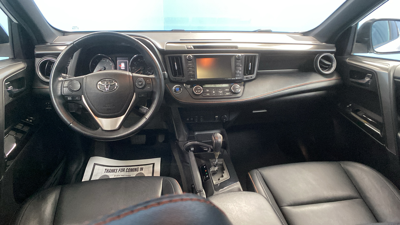 2018 Toyota RAV4 SE 29