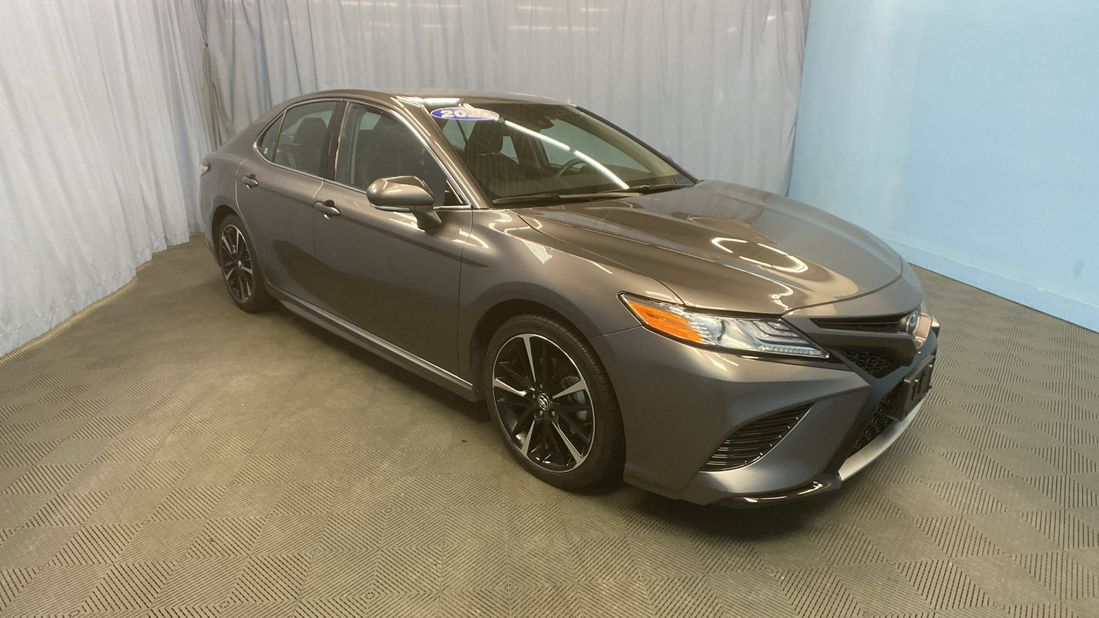 2020 Toyota Camry XSE 1