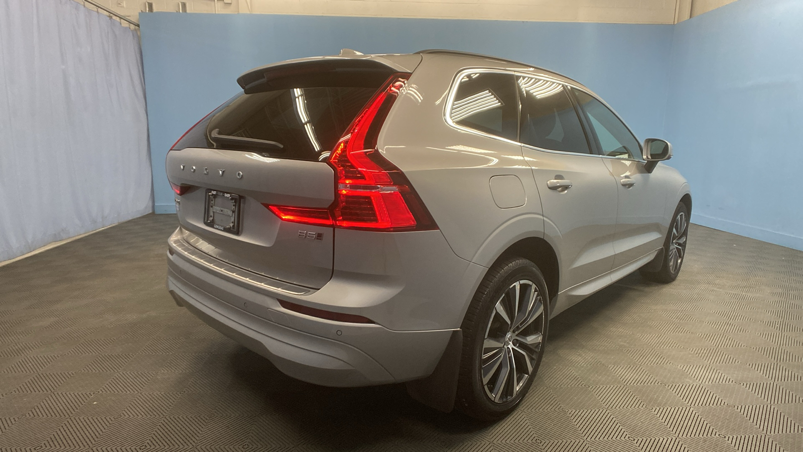 2022 Volvo XC60 Momentum 7