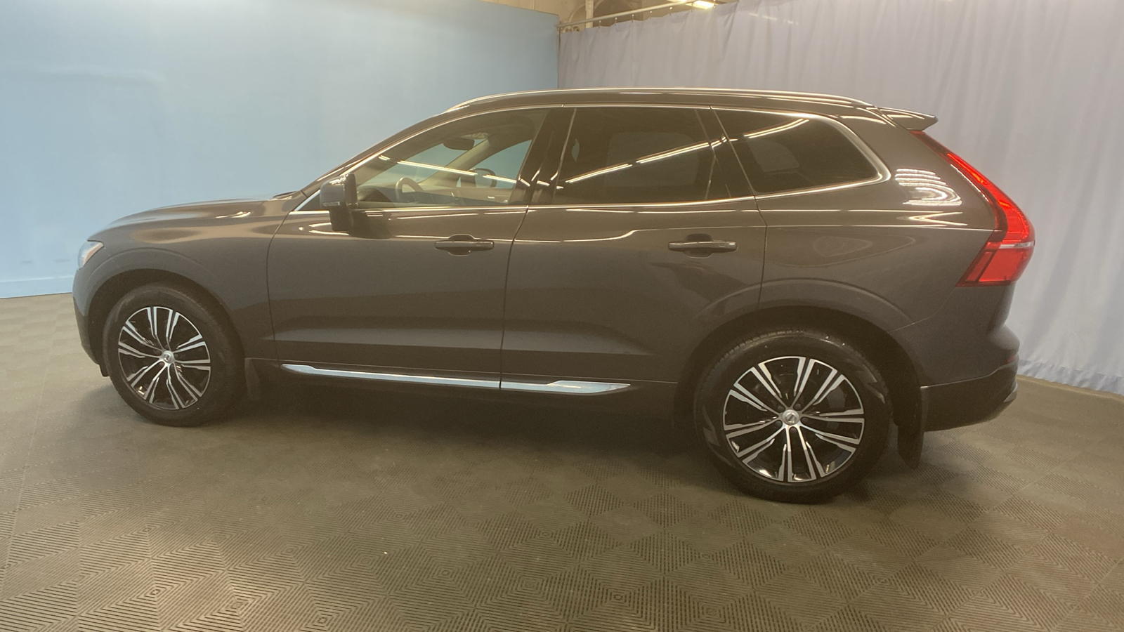 2022 Volvo XC60 Inscription 4