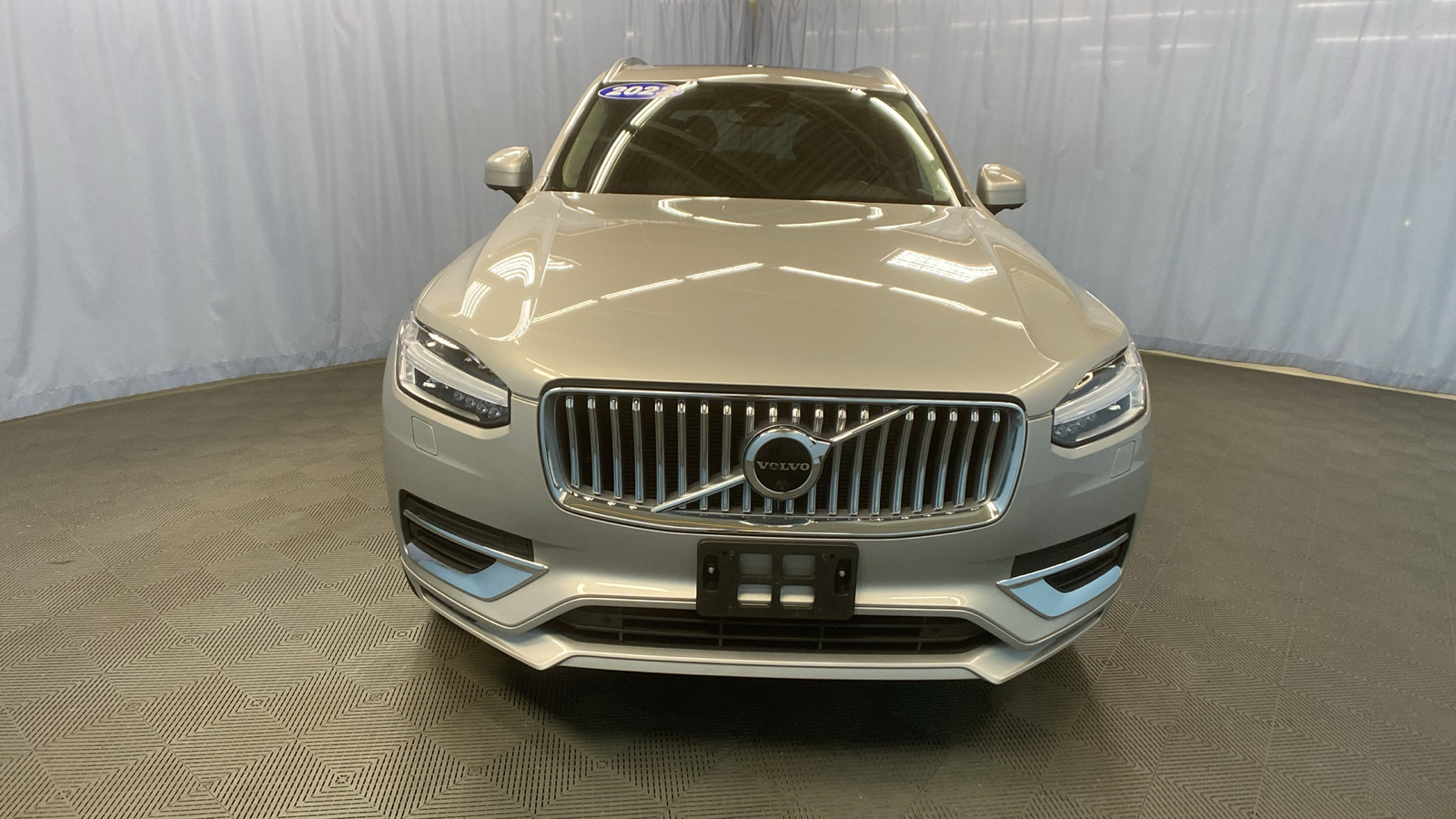 2023 Volvo XC90 Plus 2